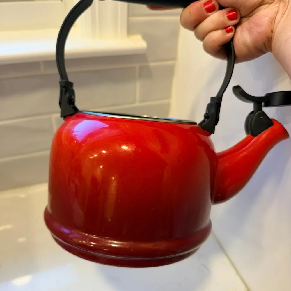 Le Creuset Tea Kettle Cerise Red Enamel on Steel Whistling 1.1L 1.25 Qt